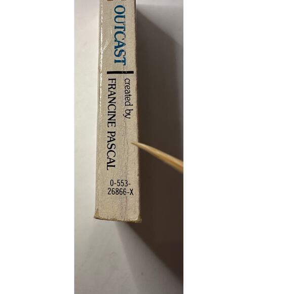 Sweet Valley High 1ST Edition First Print Book #41 Outcast Vintage 1980's - Picture 5 of 9